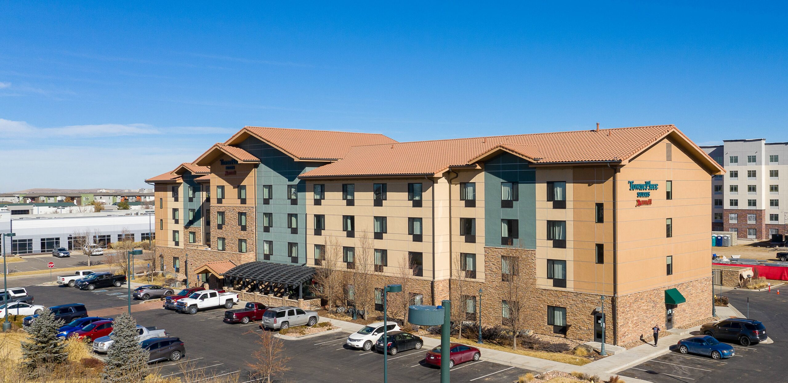 Pennbridge acquired the 99 room Marriott TownePlace Suites Denver Airport @ Gateway Park in May of 2021. The Hotel is located in the middle of Gateway Park which is only 4 miles from the Green Valley Ranch Golf Club, 6 miles from the Aurora Fox Arts Center, and 11 miles… Continue Reading..
